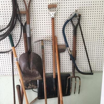  Lot 141 - Garden Tools - Hedge Trimmer, Weed Eater, and more