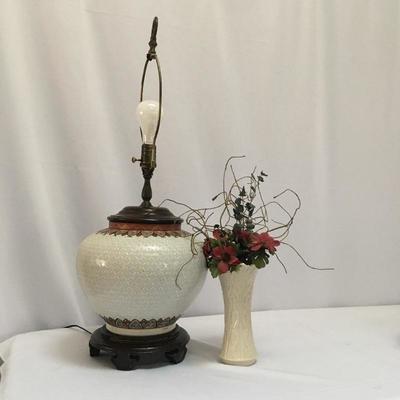Lot 148 - Lenox Vase & Lamp