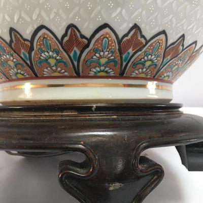 Lot 148 - Lenox Vase & Lamp