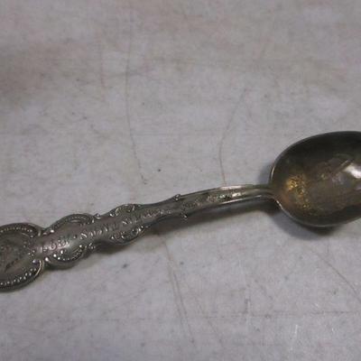 Lot 224 - Souvenir Spoons