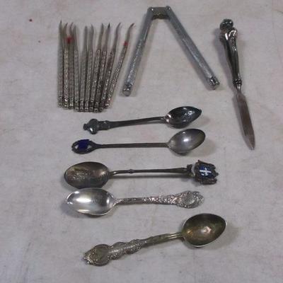 Lot 224 - Souvenir Spoons