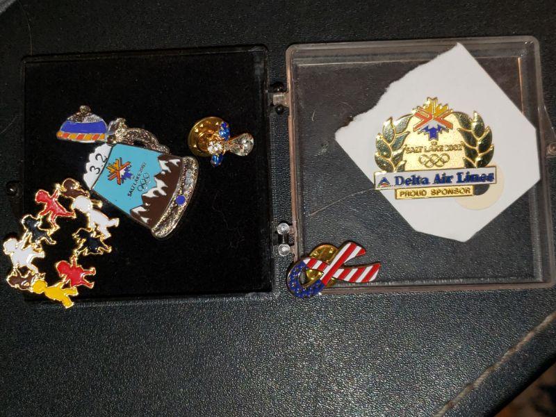 Collectors Pins Estatesales Org Collectors Pins Estatesales Org