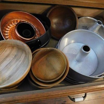 Collection of Form Pans and Baking Items
