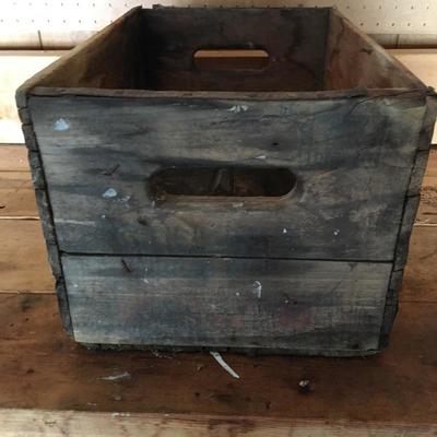 Lot 150 - Canada Dry Box & More