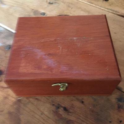 Lot 150 - Canada Dry Box & More
