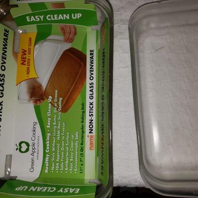 2 New Easy Clean Baking Dishes 