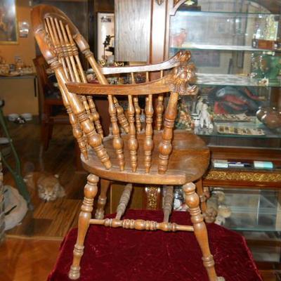 ANTIQUE FURNITURE
* Beautiful Pulaski intricate solid wood carved china cabinet with amazing carved legs of the finest quality. 
* 19th...