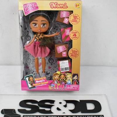 Boxy Girls Doll Nomi - New