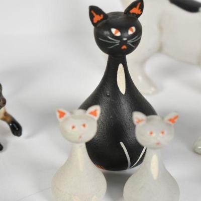 Lot 12- Collection of Animal Figurines