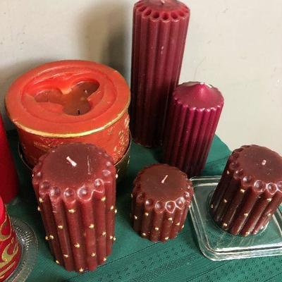 Lot #75 Red Reindeer Candle Plus many other red / marron candles
