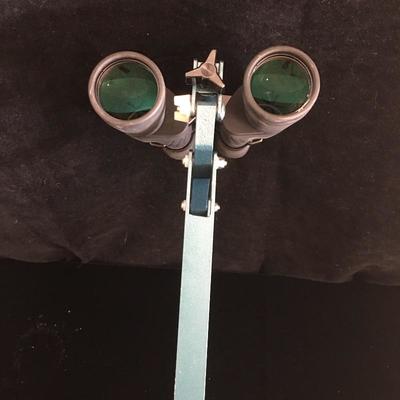 Lot 21 - Orion 10 x 50 Binoculars & Stand