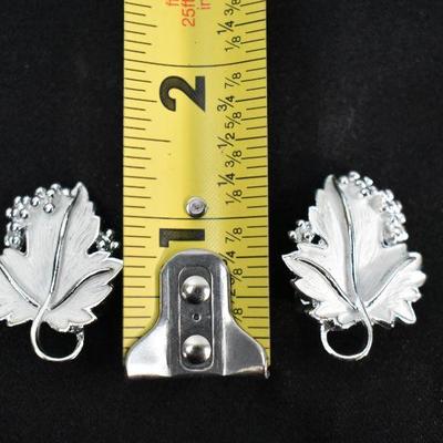 Necklace & Clip-On Earrings, Leaves. Silver Tone & White 