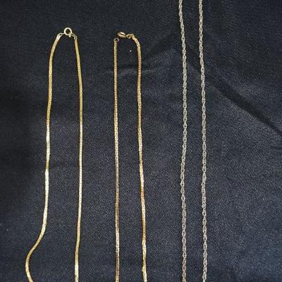 16 Piece Costume Jewelry: Necklaces, Bracelet, Rings, Pendant, & More - Vintage