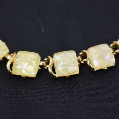 Costume Jewelry Necklace, Yellow Opal & Gold Look 