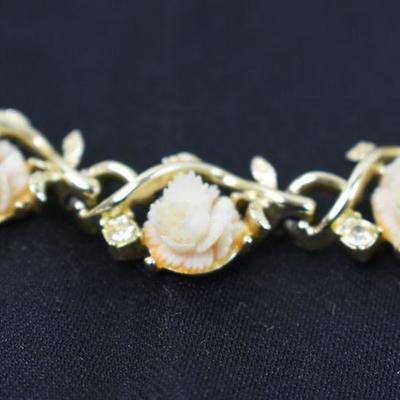 Costume Jewelry White Rose & Gold-Colored Necklace 