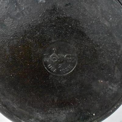 Cast Iron Skillet by Lodge
