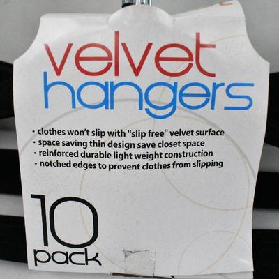 30 Black Velvet Hangers - New