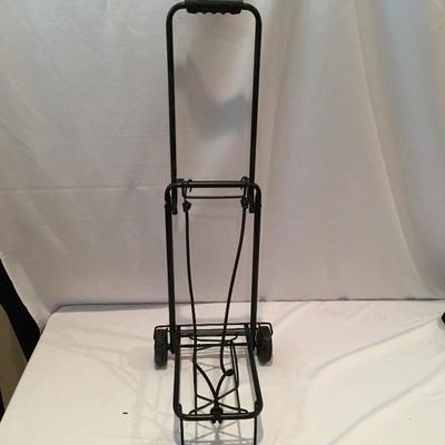 Lot 110 - Luggage, Carrier and World Clock