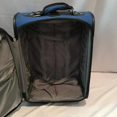 Lot 110 - Luggage, Carrier and World Clock