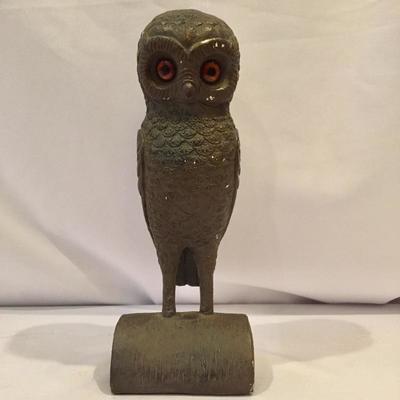Lot 133 - Signed Owl Statue
