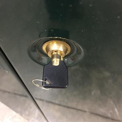 Lot 134 - Stack-On Gun Safe with Key