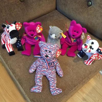 141 - TY Beanies, Steiff & More
