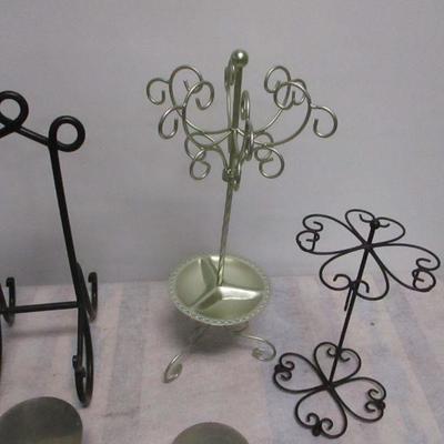 Lot 3 - Picture Jewelry Display Stands Organizers 