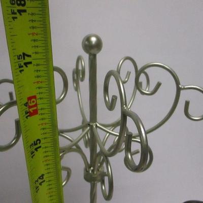 Lot 3 - Picture Jewelry Display Stands Organizers 