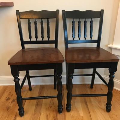 Lot 151 - Hightop Dining Table with Butterfly Leaf and Six Chairs