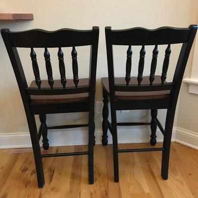 Lot 151 - Hightop Dining Table with Butterfly Leaf and Six Chairs