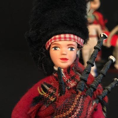 Lot 159 - International Doll Collection