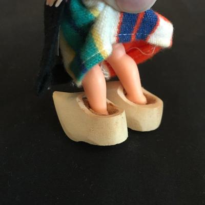 Lot 159 - International Doll Collection