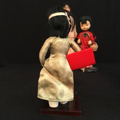 Lot 159 - International Doll Collection