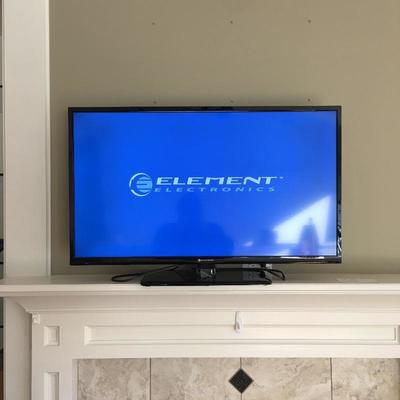Lot 169 - Pair of TVs