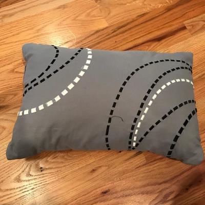 Lot 174 - King Mattress Topper with King & Queen Bedding 