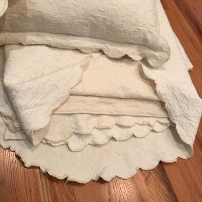 Lot 174 - King Mattress Topper with King & Queen Bedding 