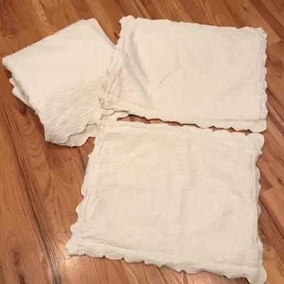 Lot 174 - King Mattress Topper with King & Queen Bedding 