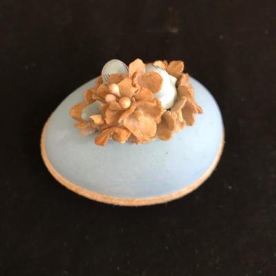 Lot 182 - Chippendale Bowl with Decorative Eggs