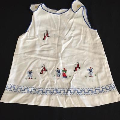 Lot 187 - Vintage Handmade Girls Dresses