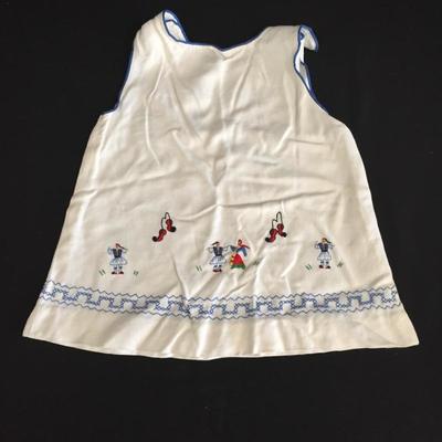 Lot 187 - Vintage Handmade Girls Dresses