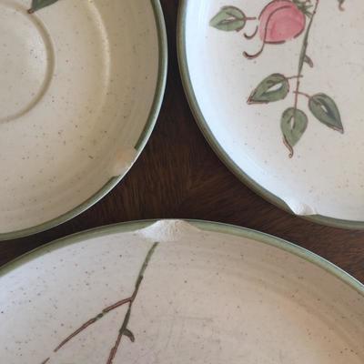 Lot 188 - Floral Poppytrail Dinnerware