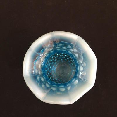  Lot 196 - Hob Knob Glass & Powder Container