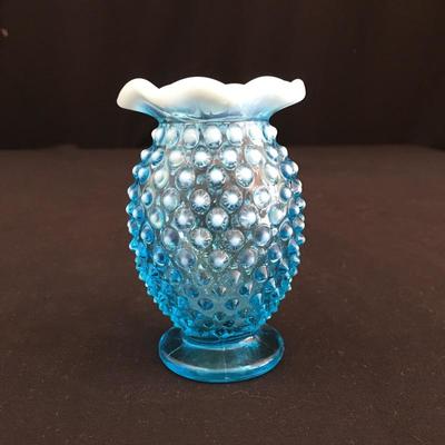  Lot 196 - Hob Knob Glass & Powder Container