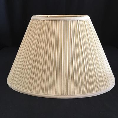  Lot 199 - Central American Artwork & Lamp