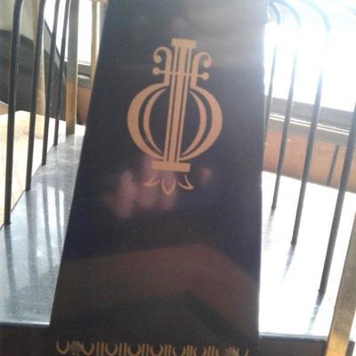 Record / magazine holder