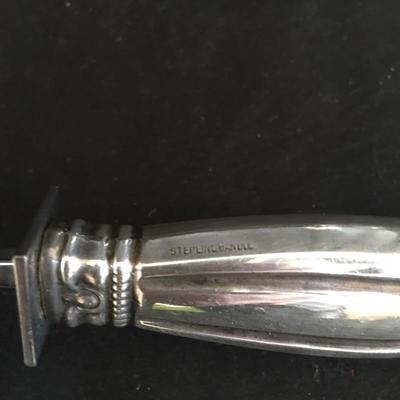 Lot 203 - Sterling Service Pieces