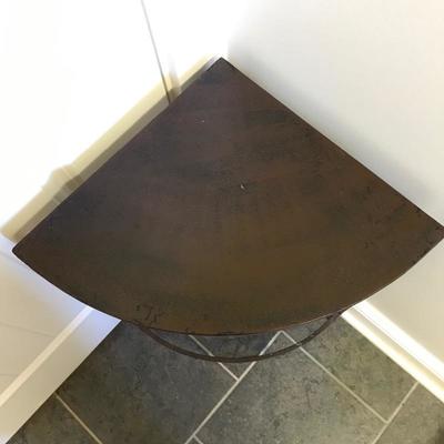 Lot 205 - Metal Corner Table and Housewares