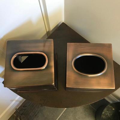 Lot 205 - Metal Corner Table and Housewares