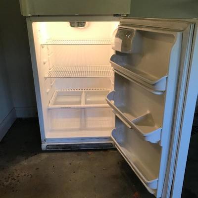 Lot 210 - Kenmore Refrigerator/Freezer 