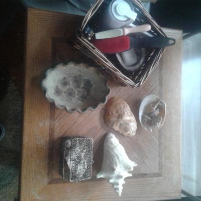 Soap dish shells and toiletries 